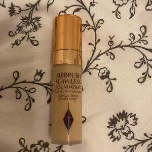 Mini Charlotte Tilbury Airbrush Flawless Foundation